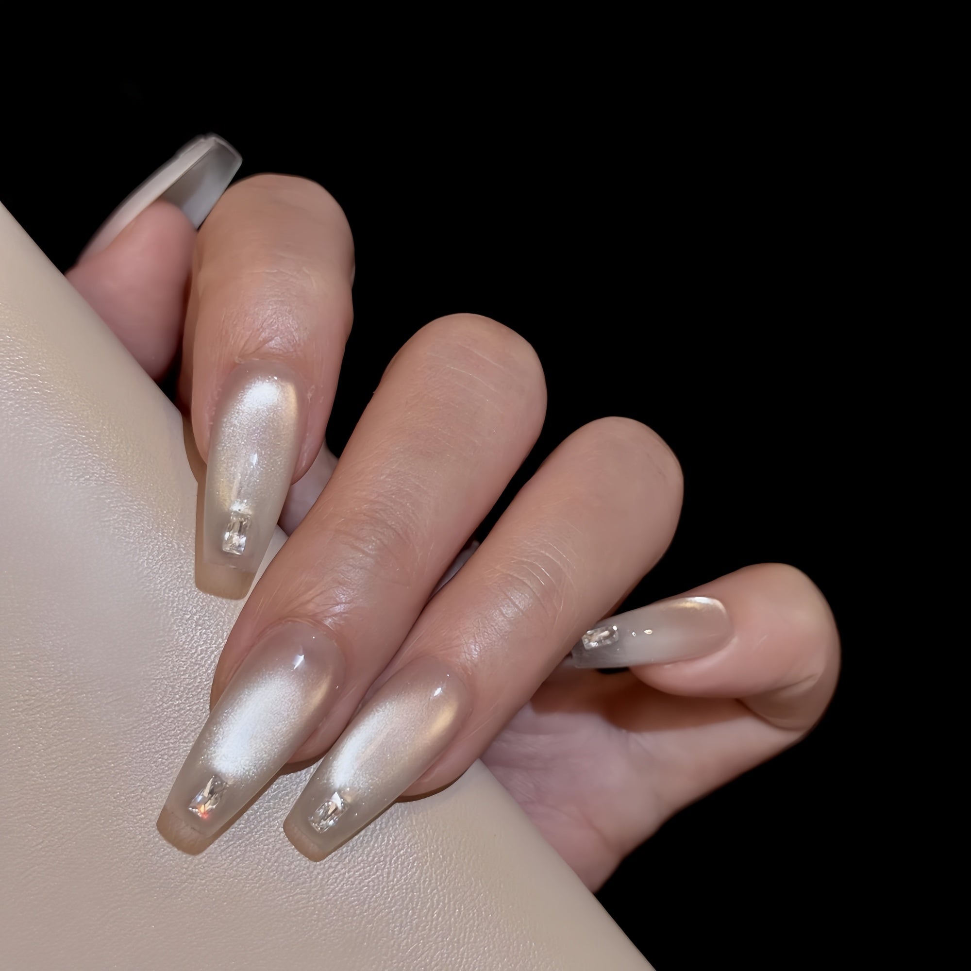 Minimalist Cat Eye Crystal Press-On Nails