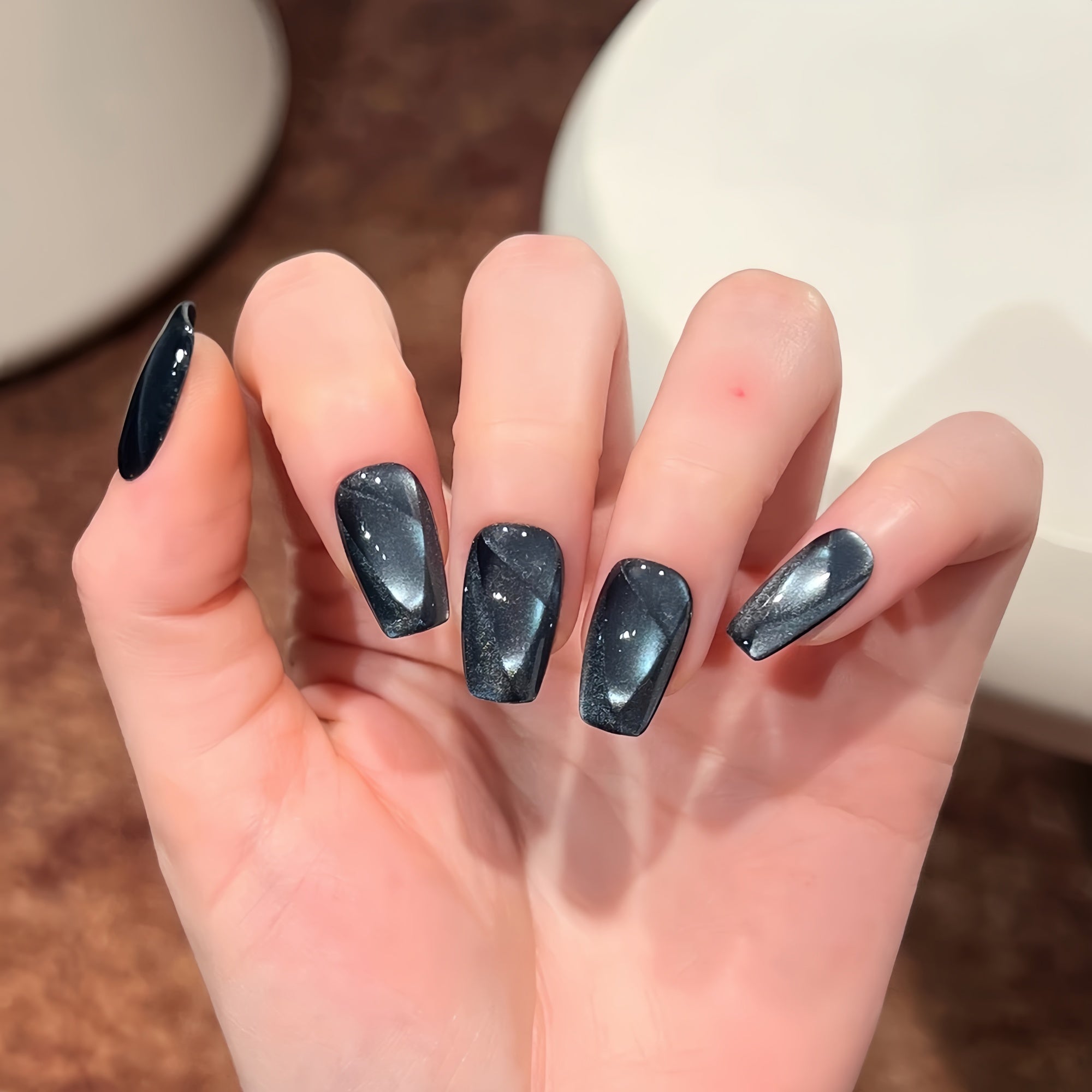 Black Silver Cat Eye Press-On Nails