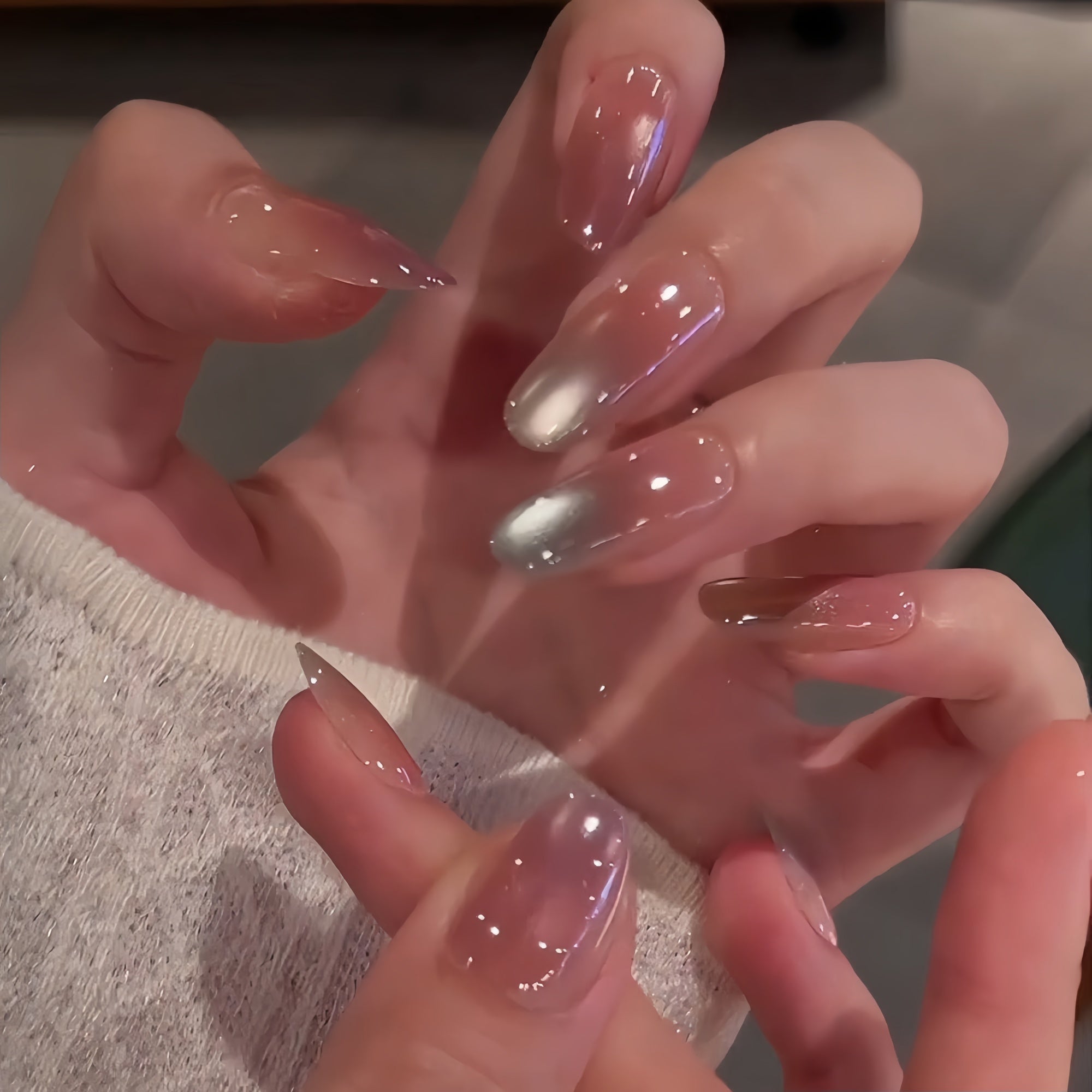 Pink Gradient Aurora Cat Eye Oval Press-On Nails