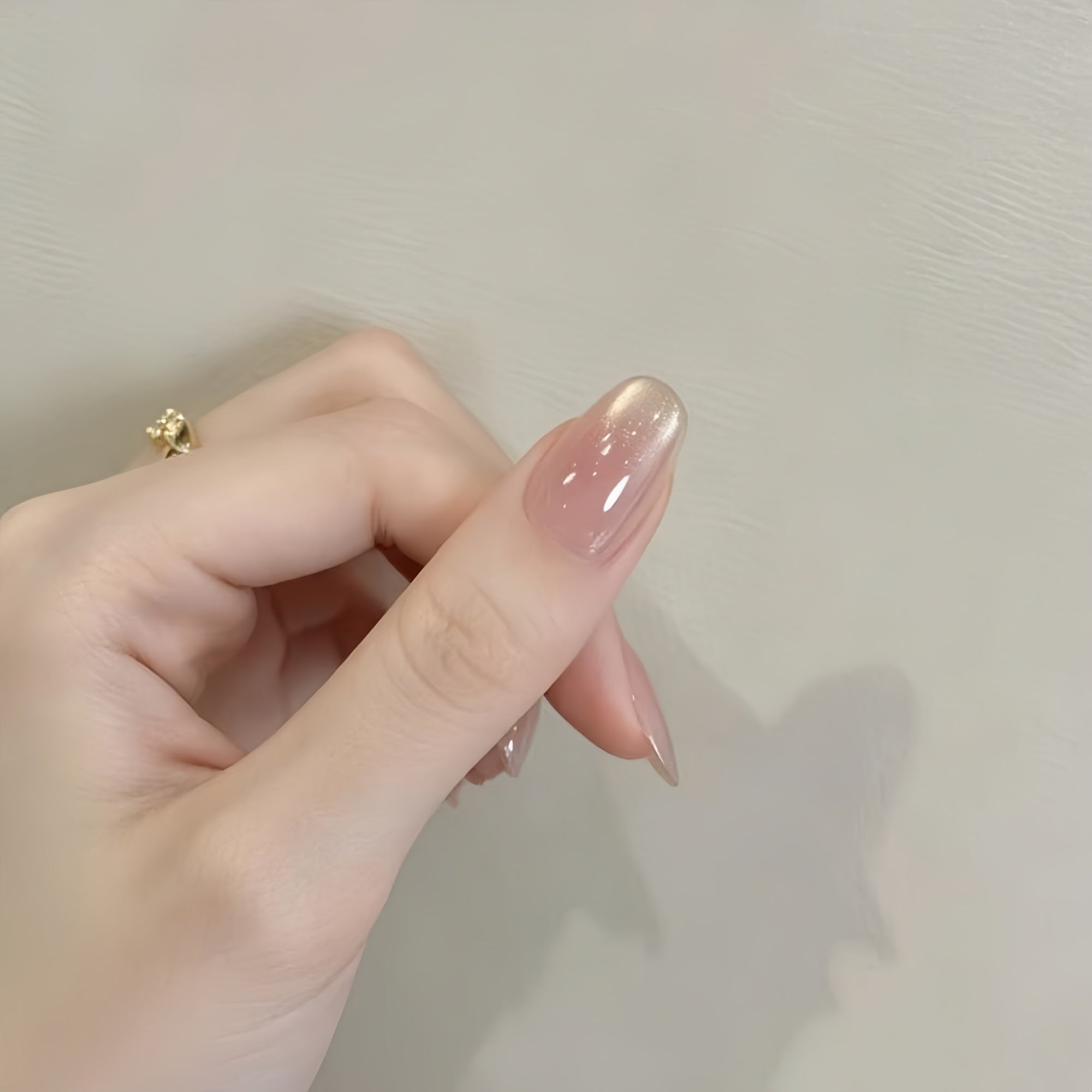 Champagne Gold Gradient Cat Eye Press-On Nails