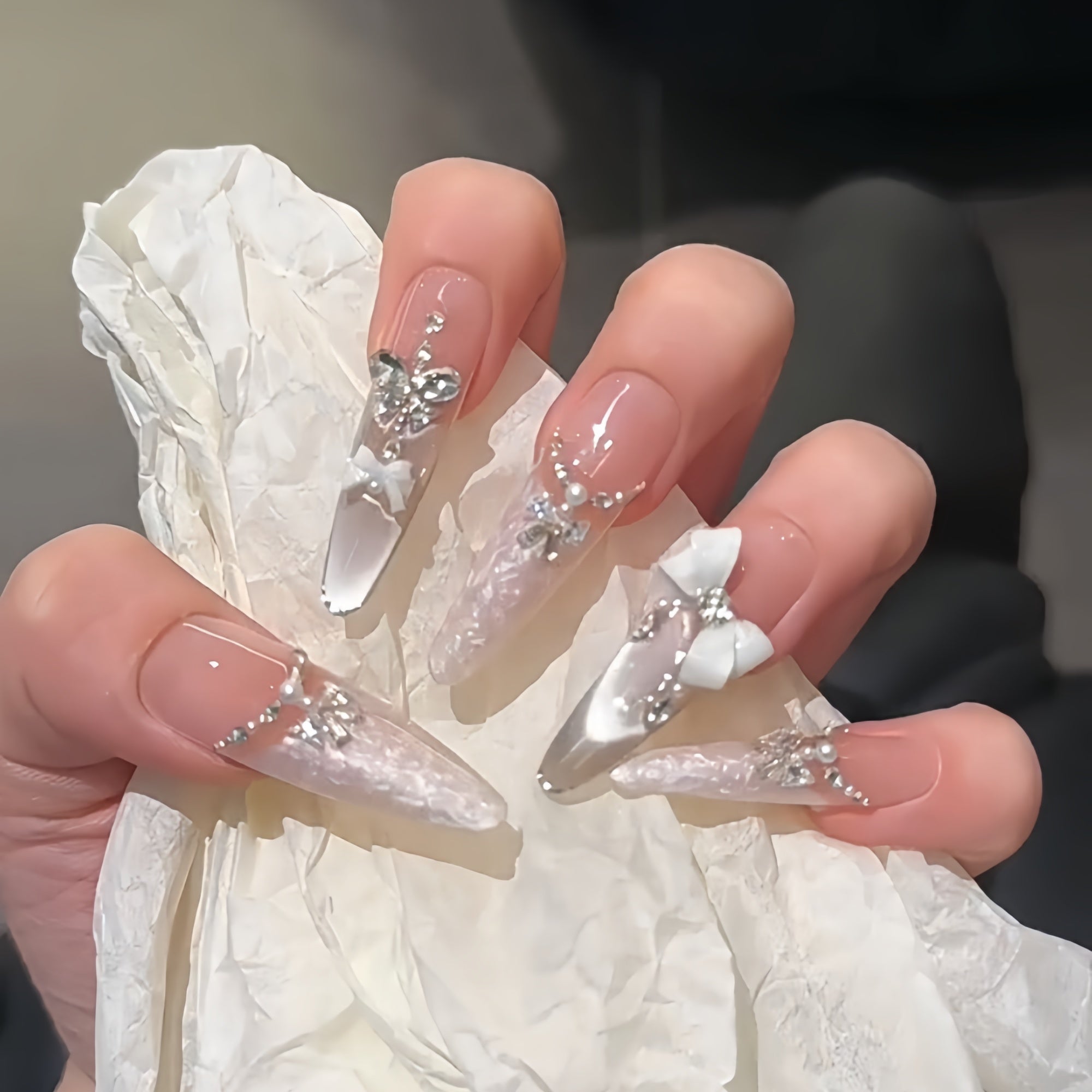 White Lover Bow & Pearl Cat Eye Press-On Nails